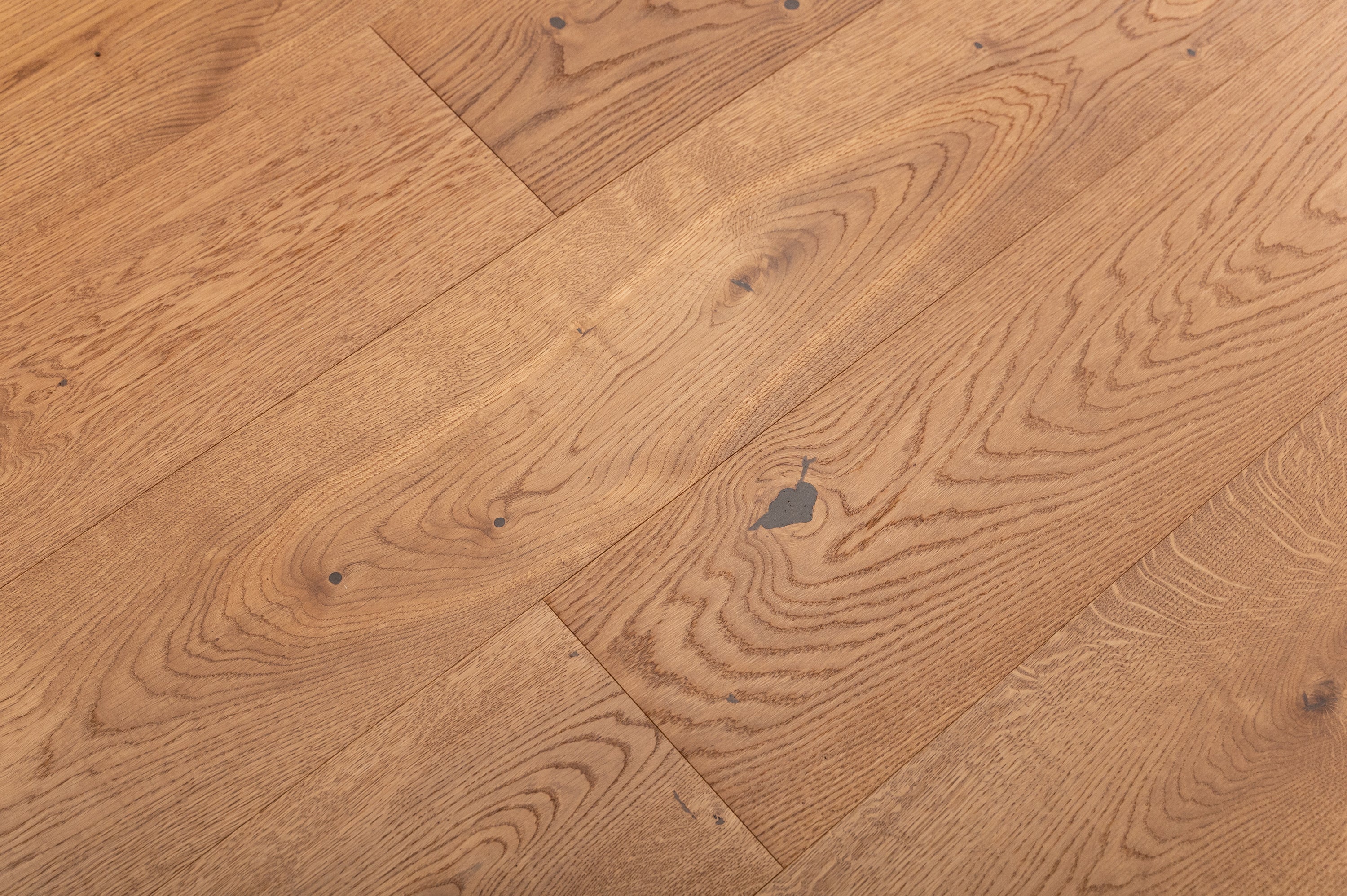 Dąb Rustic Honey olej UV, szczotka, faza V4