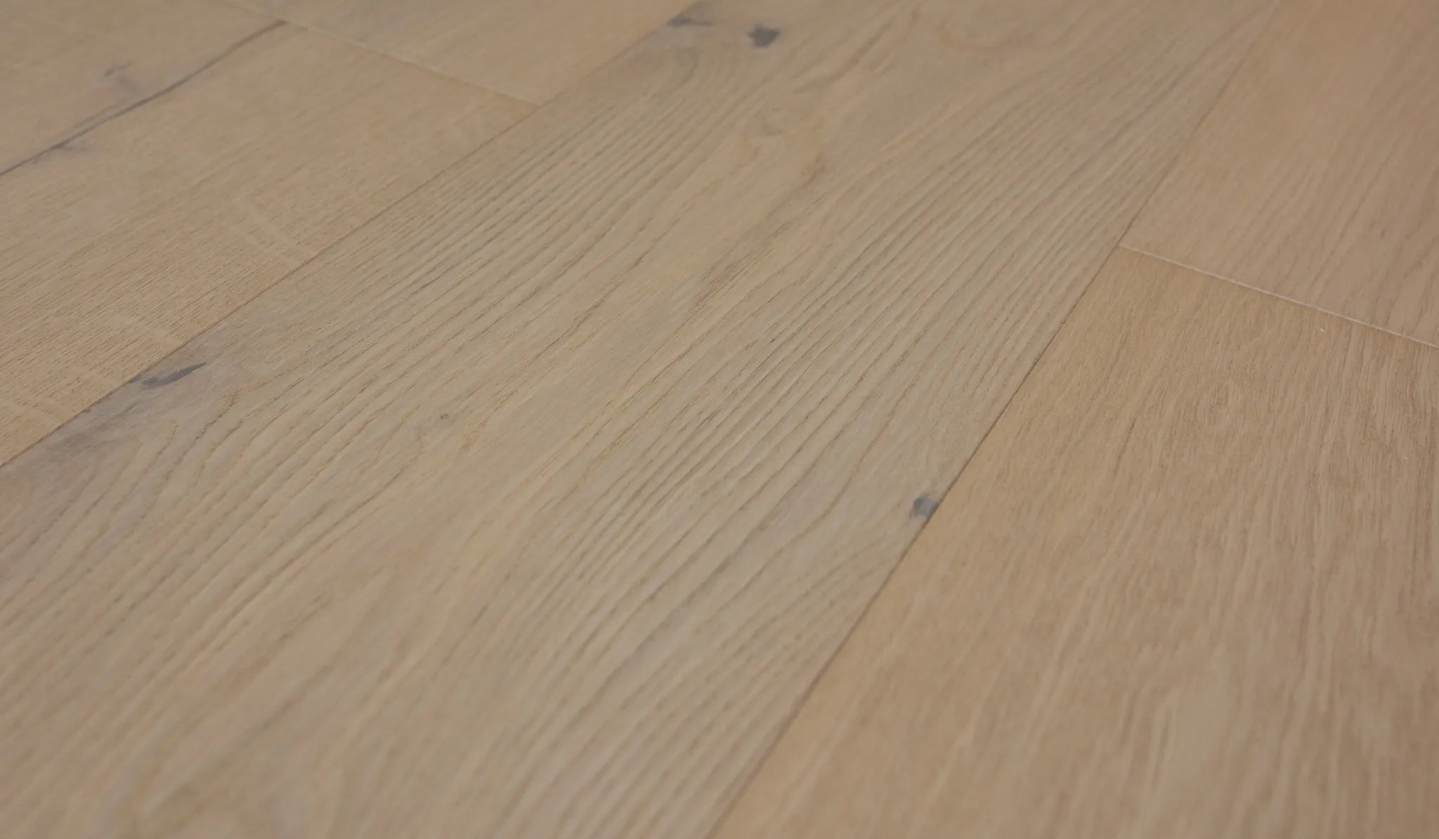 Dąb Rustic New White olej UV, szczotka, faza V4