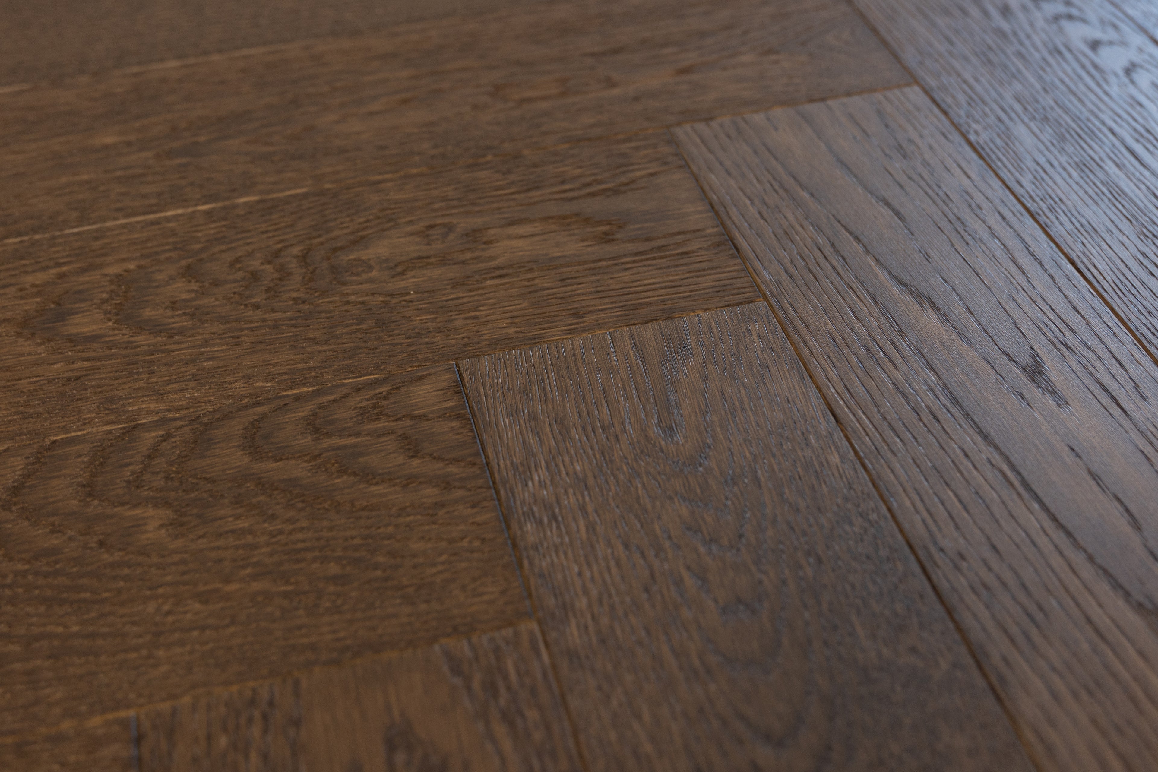 Jodła klasyczna Dąb Select Brown olej UV, szczotka, faza V4