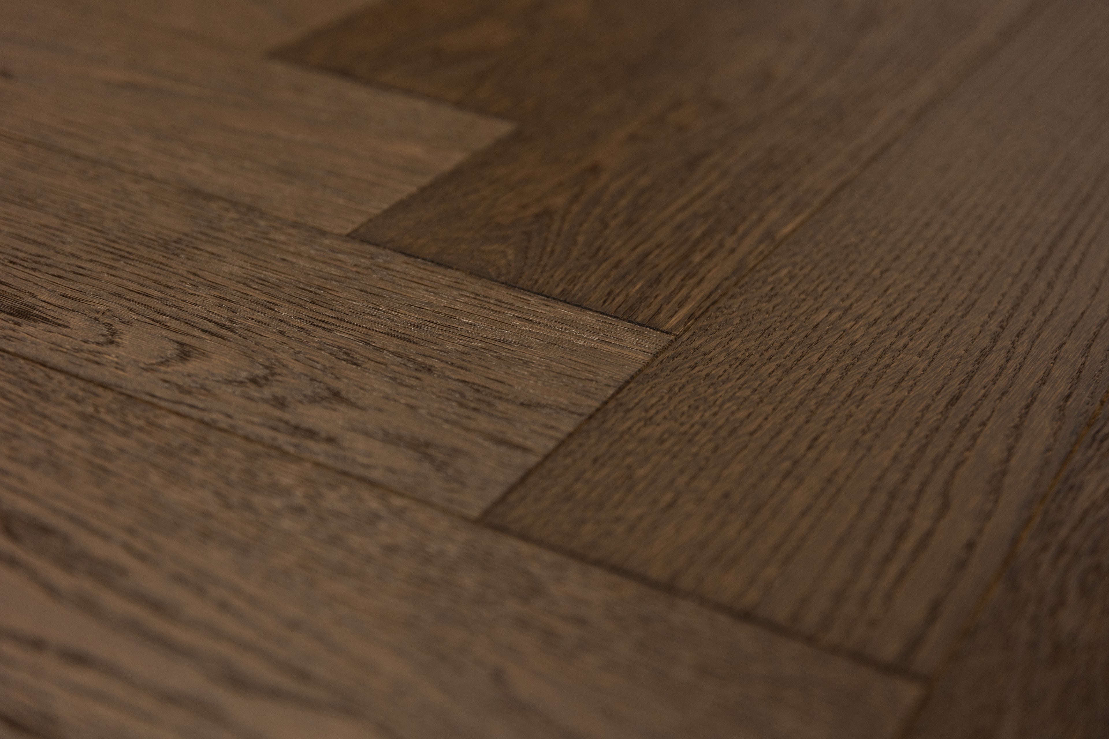 Jodła klasyczna Dąb Select Brown olej UV, szczotka, faza V4