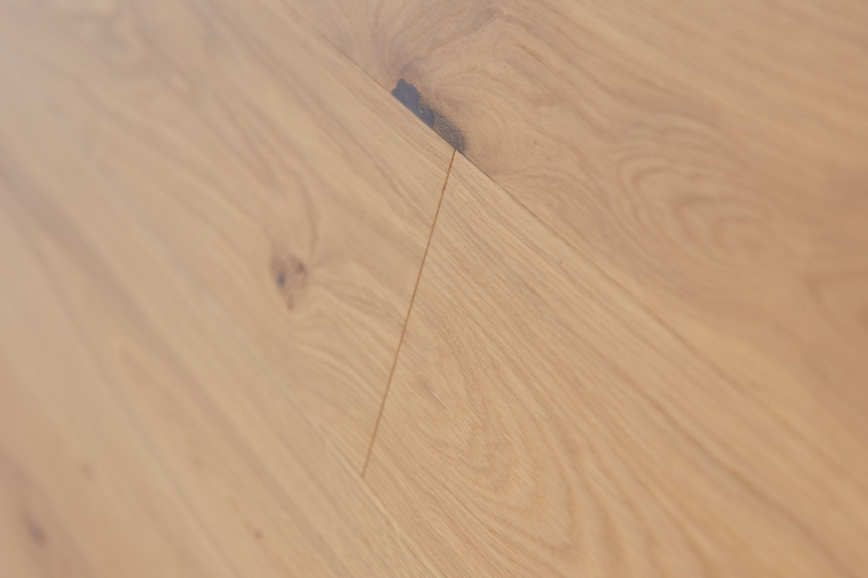 Dąb Rustic New White olej UV, szczotka, faza V4